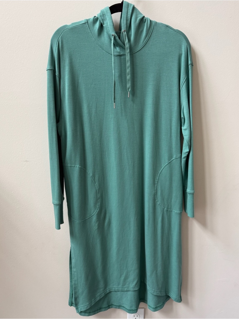 old navy long sleeve green dress | Dresses | Old Navy French Terry Seafoam Size Small satin prom gown